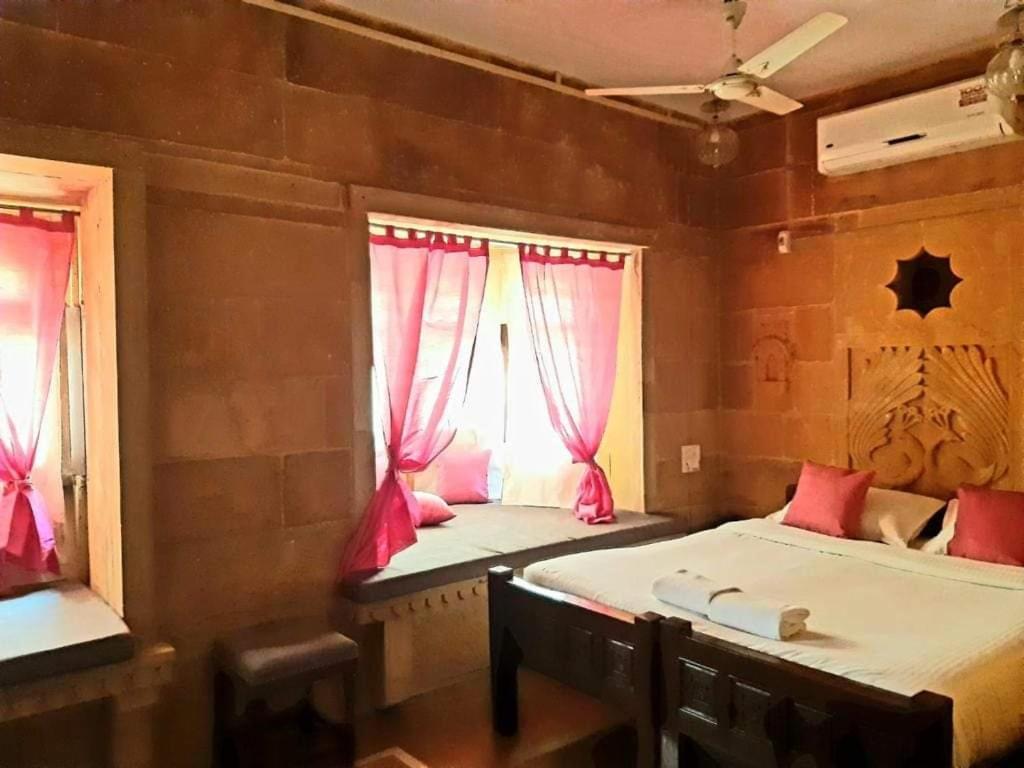 Hotel Nirmal Haveli Джайсалмер Екстериор снимка